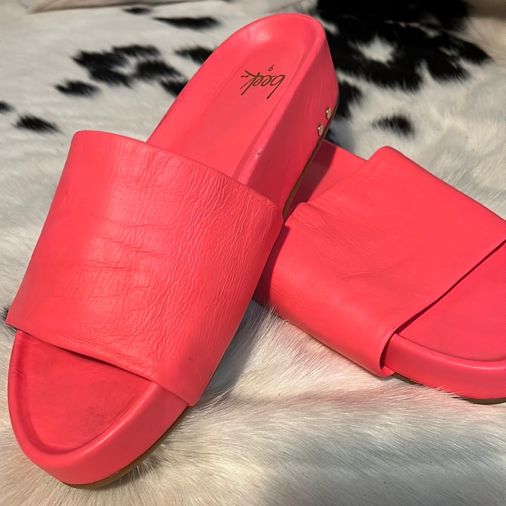 BEEK Pelican Platform Slide Sandals Size 9 Anthropologie